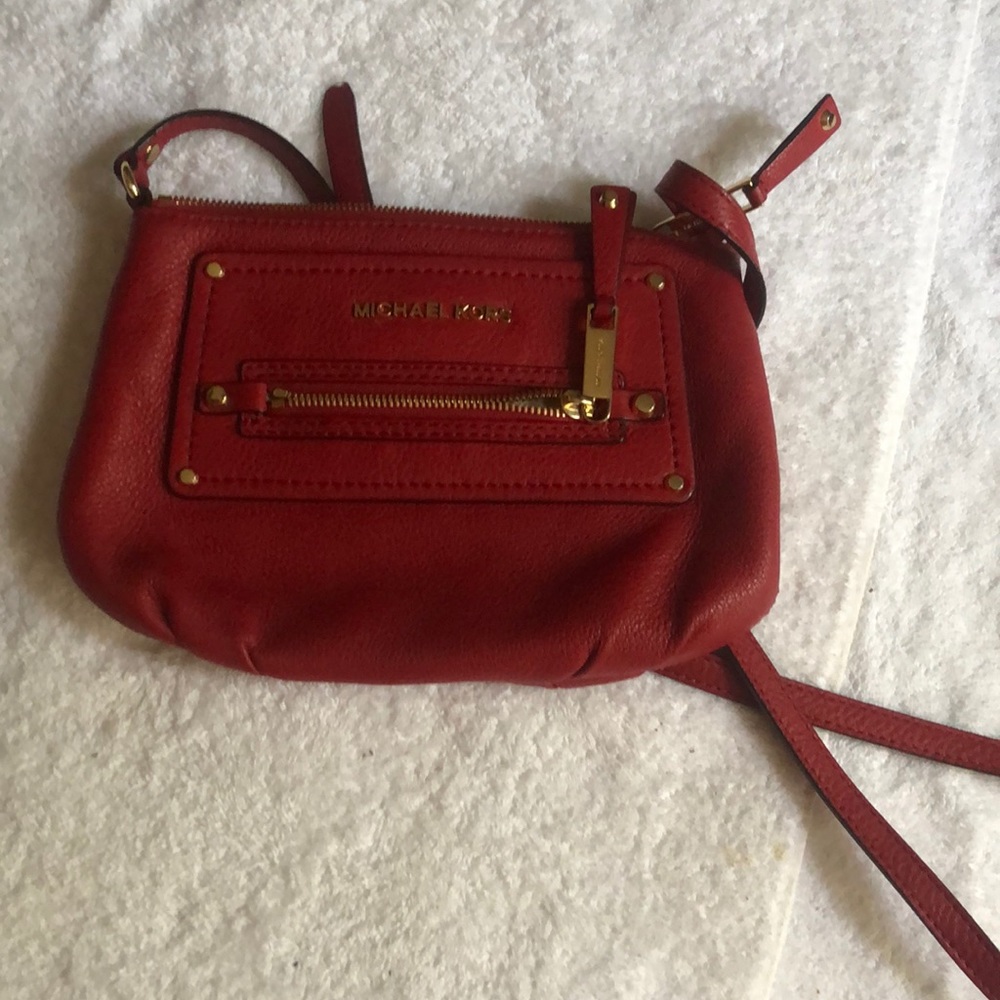Micheal Kors  cross body bag